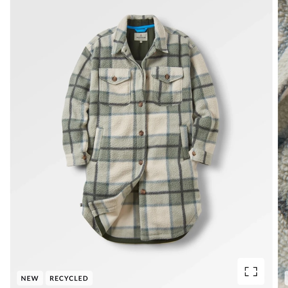 brand new passenger sherpa fleece coat
